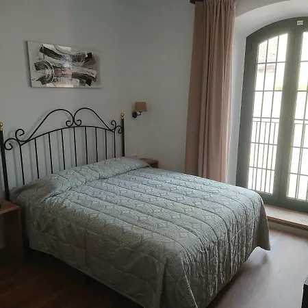 Jardi De Pedra Hotel 3*